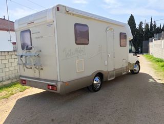 Autocaravana perfilada 2006