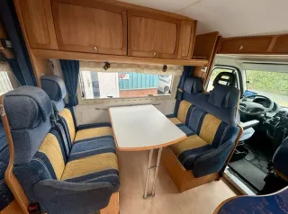 Autocaravana perfilada 2003