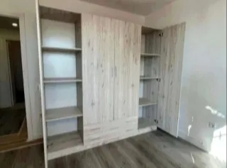 Armario modular madera color beige/marrón