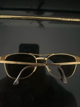 Gafas Ray-Ban doradas años 70. Con funda