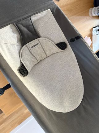 Hamaca Babybjorn gris como nueva