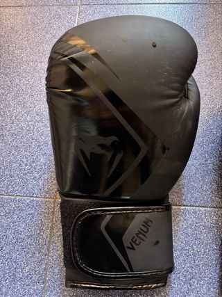 Guantes de boxeo Venum negros