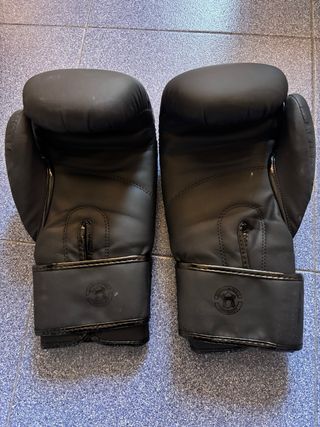 Guantes de boxeo Venum negros