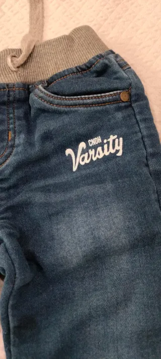 Pantaloni jeans bimbo con toppe