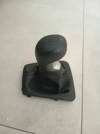 Pomo cambio Kia Río 4