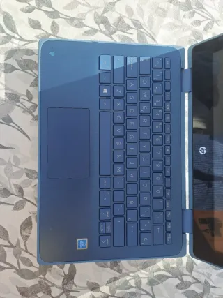HP x360 Convertible Laptop Azul
