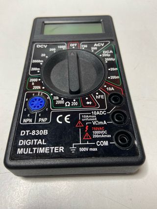 : Multímetro Digital DT-830B