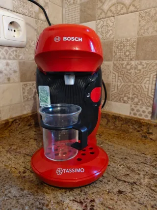 Cafetera Bosch Tassimo Roja