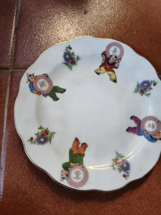 Set di 2 tazze e piatto in porcellana cinese