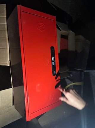 Armarios metálicos rojos