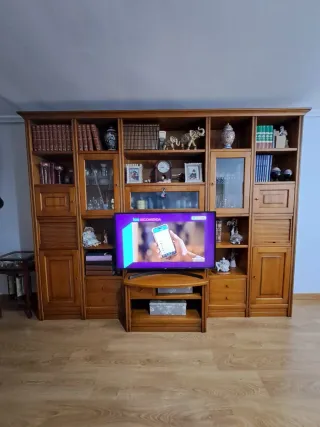 Mueble de salón de madera