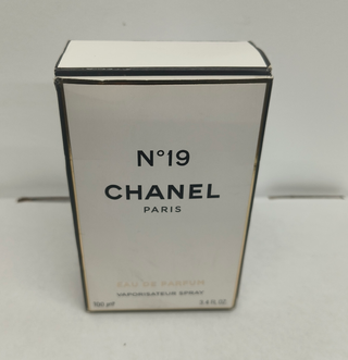 Chanel N°19 Eau de Parfum 100ml