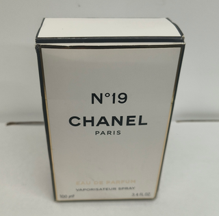 Chanel N°19 Eau de Parfum 100ml