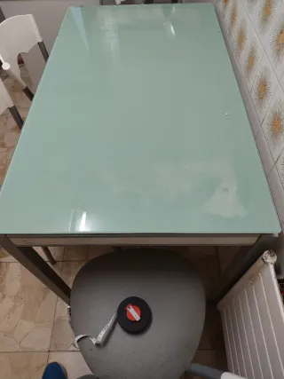 Mesa de cocina cristal y metal