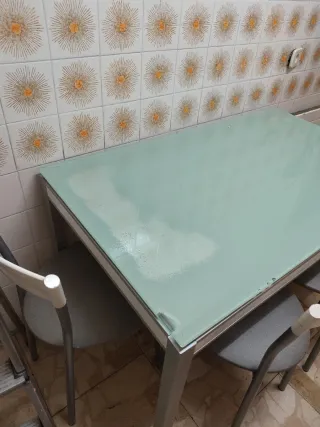Mesa de cocina cristal y metal