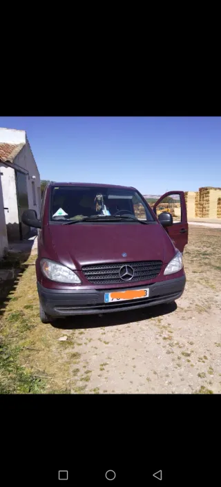 Mercedes Vito la vendo o la cambio x todoterreno.