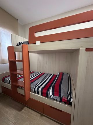 Litera tren con armario y colchones