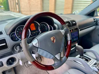 Porsche Cayenne 2005
