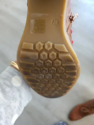 Botines marrones con cordones