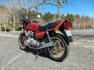 Honda CB750F