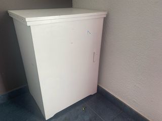 Máquina de coser Alfa Zig-Zag con mueble