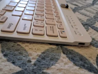 Tastiera Bluetooth Wireless