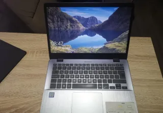 Portátil ASUS i5 X405U