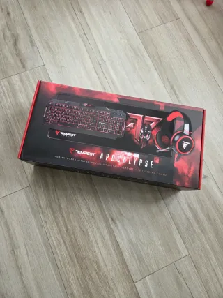 Combo Gaming Tempest Apocalypse RGB
