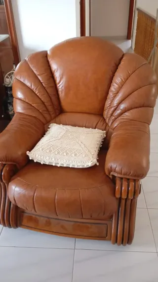 Sofá 3 plazas y 2 sillones de piel