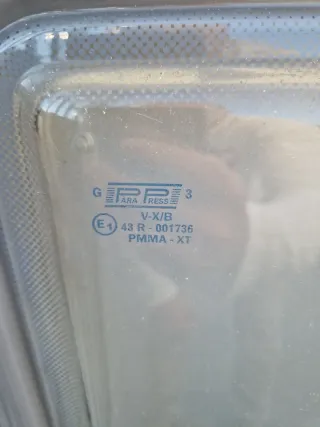 Ventana Caravana Hobby