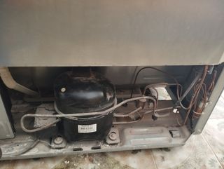 Frigorífico SHARP 76cm ancho (capacidad 577L)