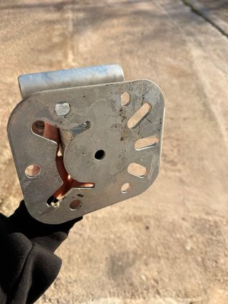 Soporte de Hilift para rueda de recambio 4x4