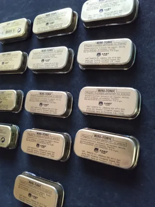 Lote 13 cajitas antiguas regaliz Mini-Tonic.
