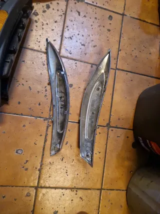 Coppia profilo paracolpi laterale beverly 500