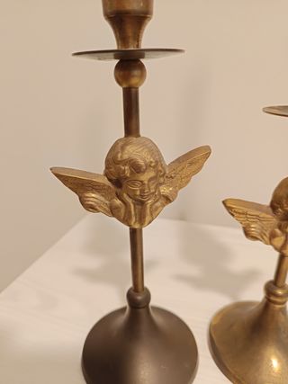 Coppia di candelabri antichi in ottone, anni '80