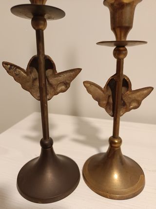 Coppia di candelabri antichi in ottone, anni '80