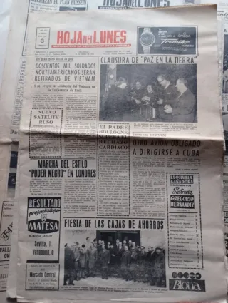 Periódicos antiguos La Hoja del Lunes