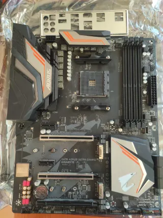 Placa Base Gigabyte X470 AORUS ULTRA GAMING