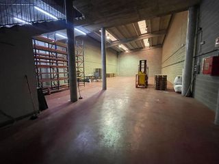Nave industrial en alquiler en Esparreguera