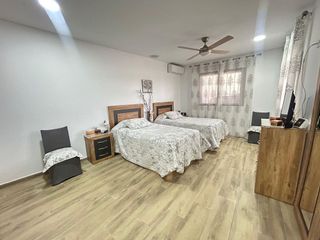 Chalet en venta en Peña de las Águilas en Elche