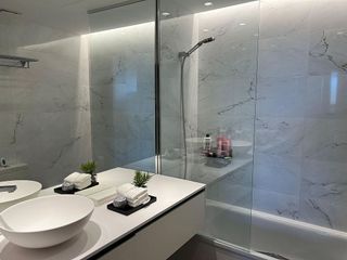 Ático en alquiler en Valdeacederas en Madrid