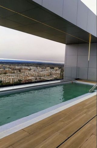 Ático en alquiler en Valdeacederas en Madrid