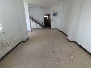 Casa adosada en venta en Coria del Río