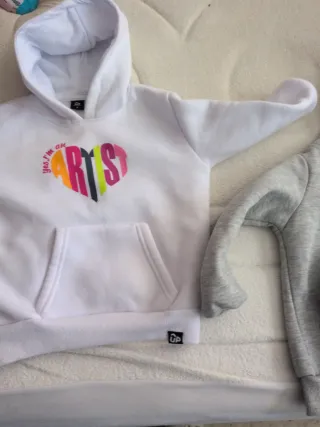 Lote 2 sudaderas con capucha niña talla 4,poco uso