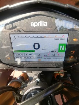 Aprilia Tuono V4 1100 RR 2021