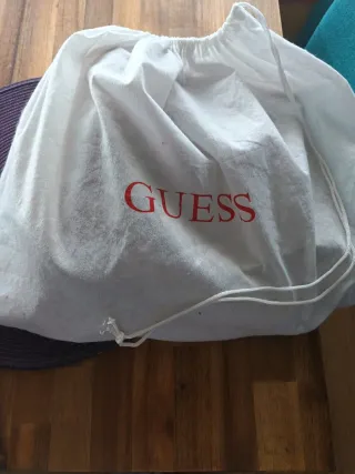 Mochila Guess Beige Acolchada