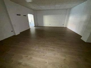 Local comercial en venta en San Antonio en Ávila