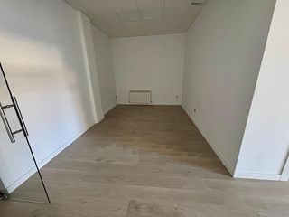 Local comercial en venta en San Antonio en Ávila