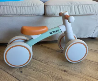 Bicicleta de equilibrio para niños