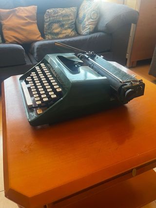 Máquina de escribir Remington Concord